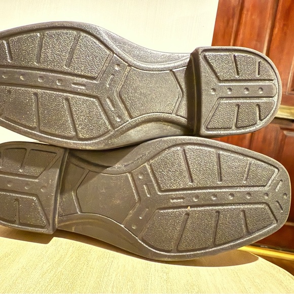 ACE Boys’ Oxford Dress Shoes – Size 1.5M – Brown Wingtip - Picture 7 of 7